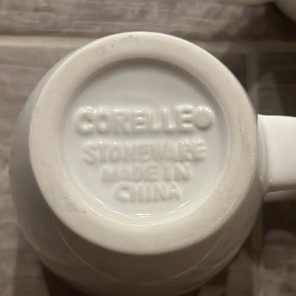 2x Corelle Stoneware "HOT DOTS" Coffee Cup Mugs white multi color dots Retro - Picture 4 of 4